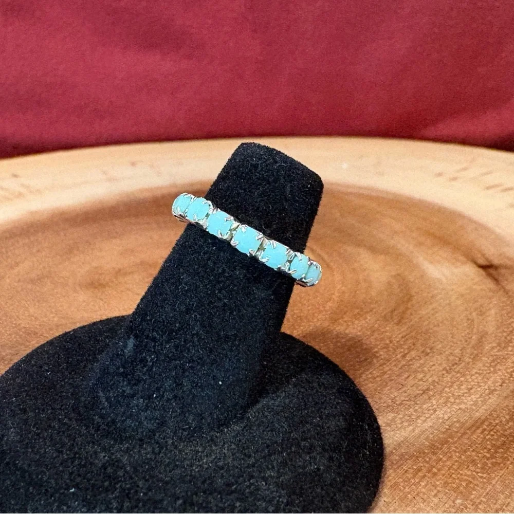 Elegant Turquoise Stone Ring